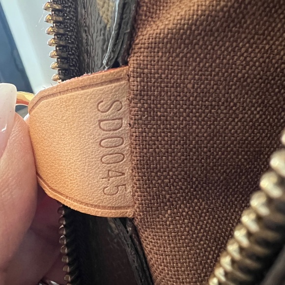 Louis Vuitton Monogram Cabas Piano - Picture 11 of 11